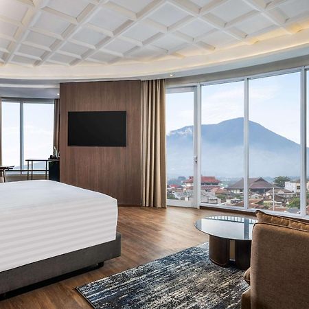 Mercure Garut City Center ภายนอก รูปภาพ