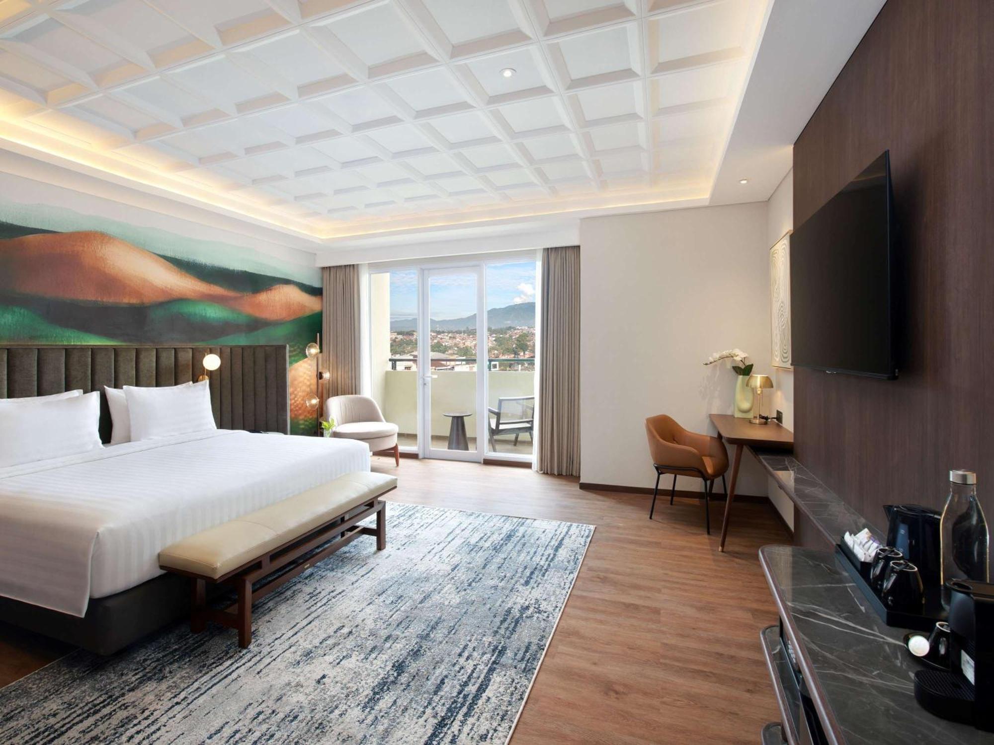 Mercure Garut City Center ภายนอก รูปภาพ