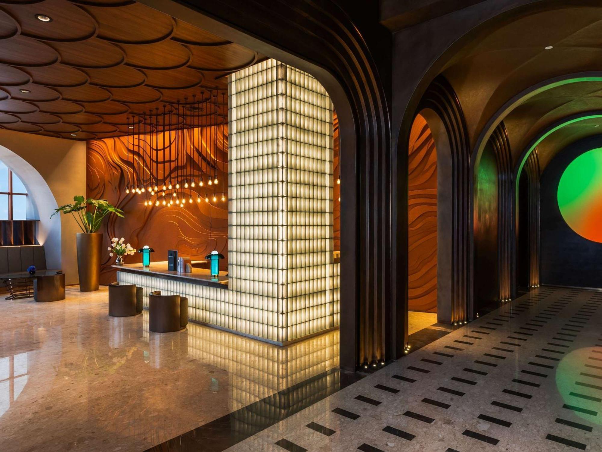 Mercure Garut City Center ภายนอก รูปภาพ