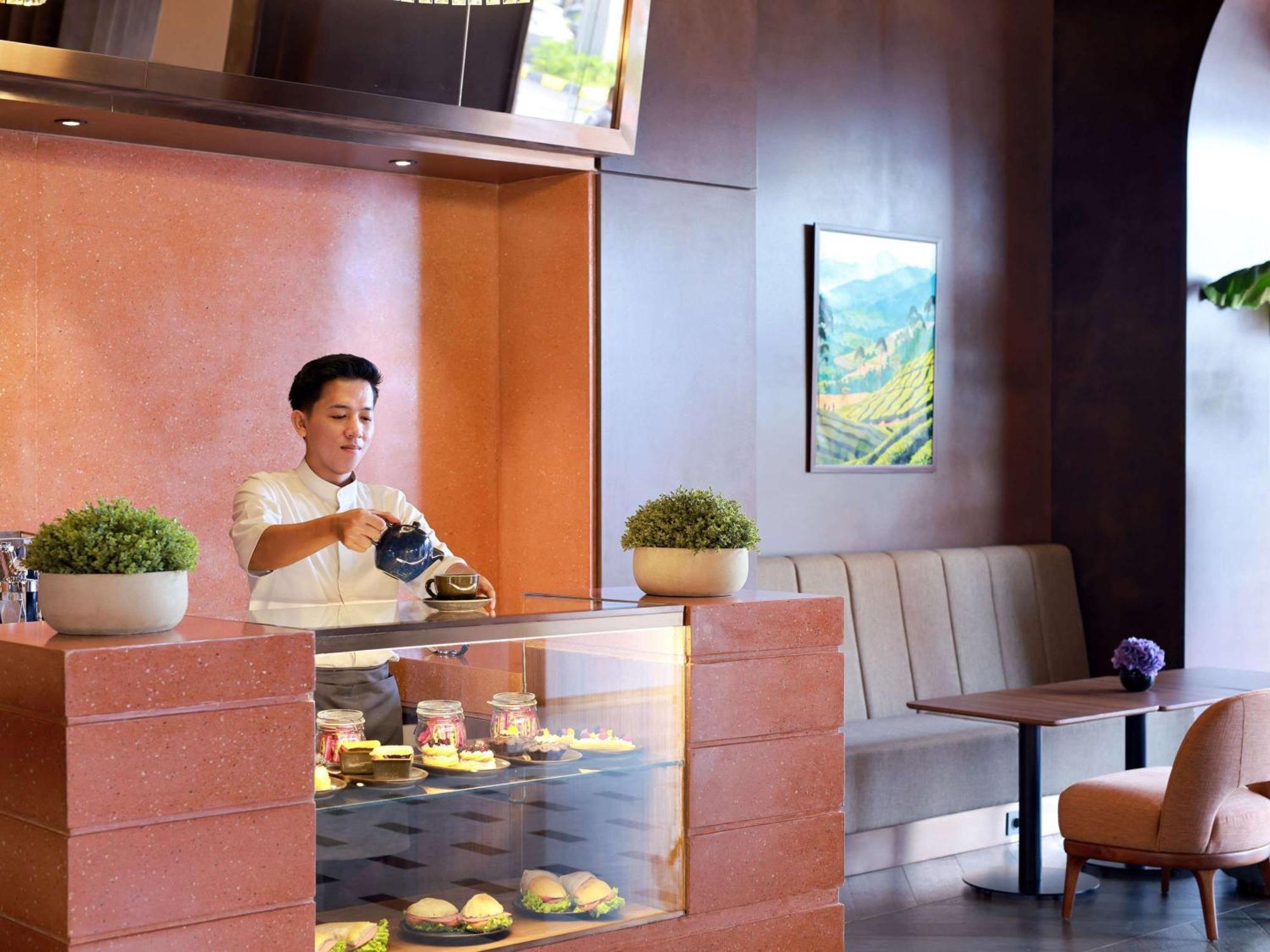 Mercure Garut City Center ภายนอก รูปภาพ